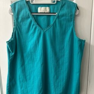 Liz Claiborne green 3X  96% cotten/4% spandex sleeveless shell. Never worn